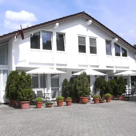 Trapp-mayer Im Ersten Og,hunde Willkommen *